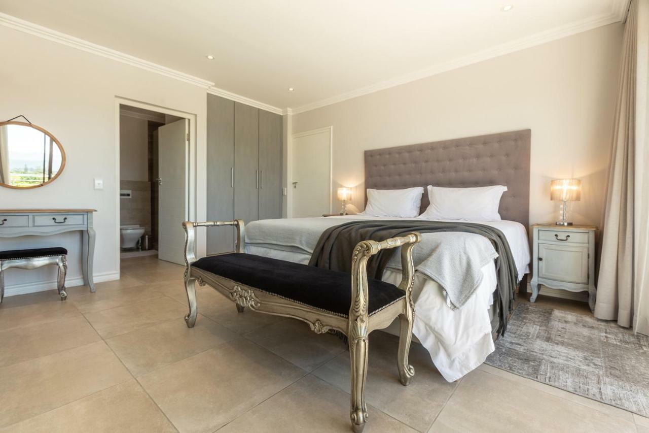 Sunrise Bay Self Catering Lägenhet Plettenberg Bay Exteriör bild